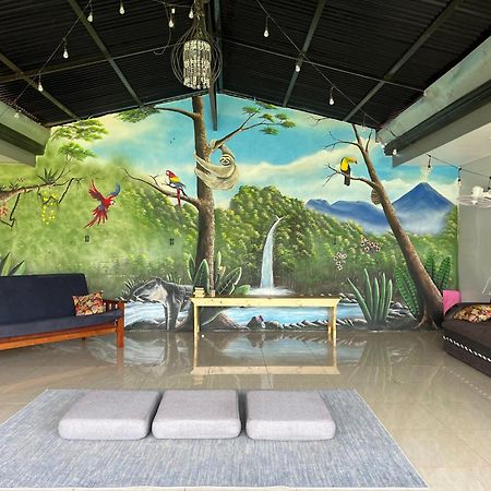 Arenal Sloth Hostel Ла Фортуна Экстерьер фото